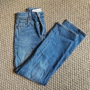 Aritzia High Waisted Straight Jean